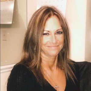 Meet your Posher, Traci